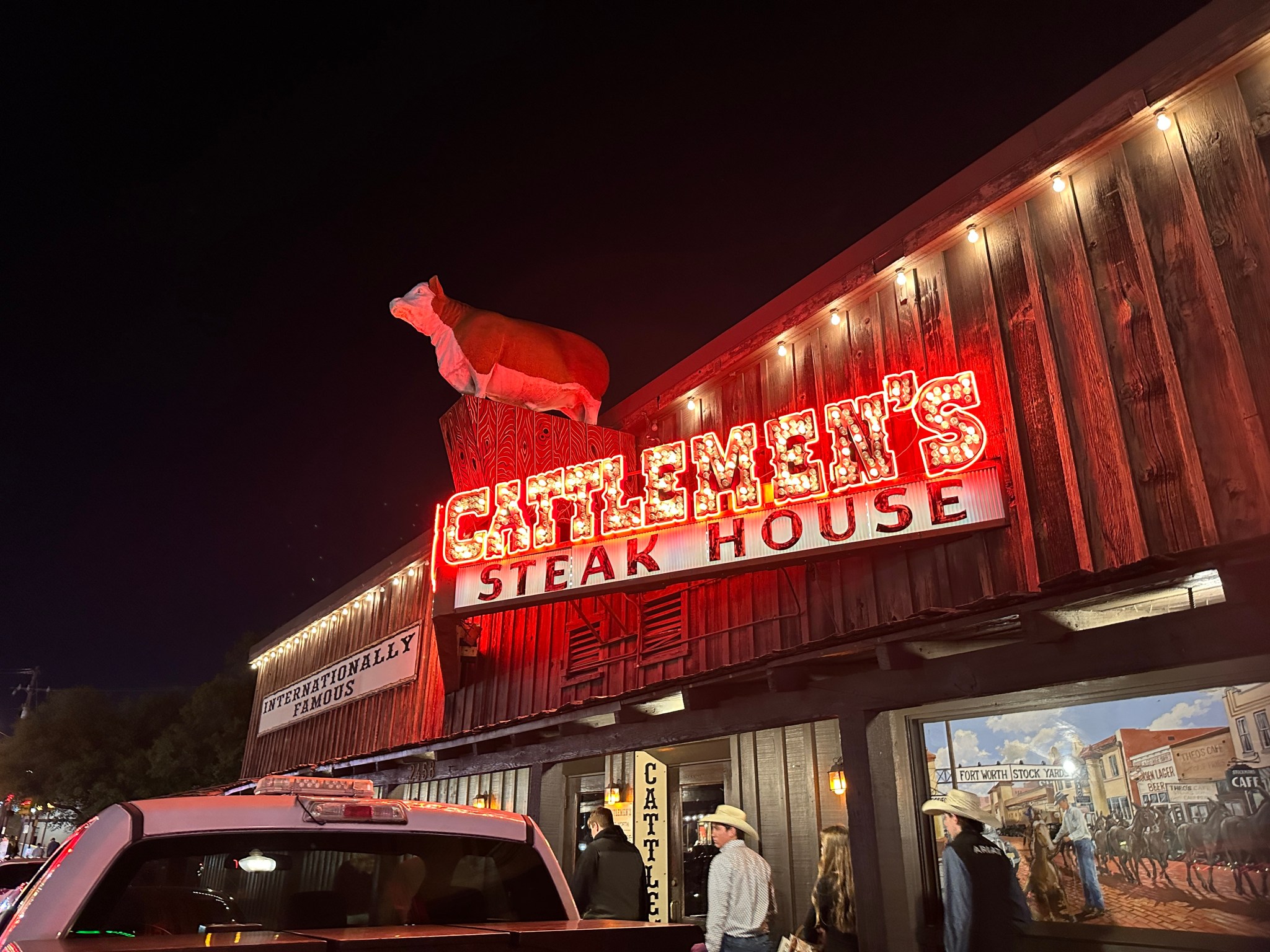 Cattlemen's Steak House (Stockyards staple) photo 2