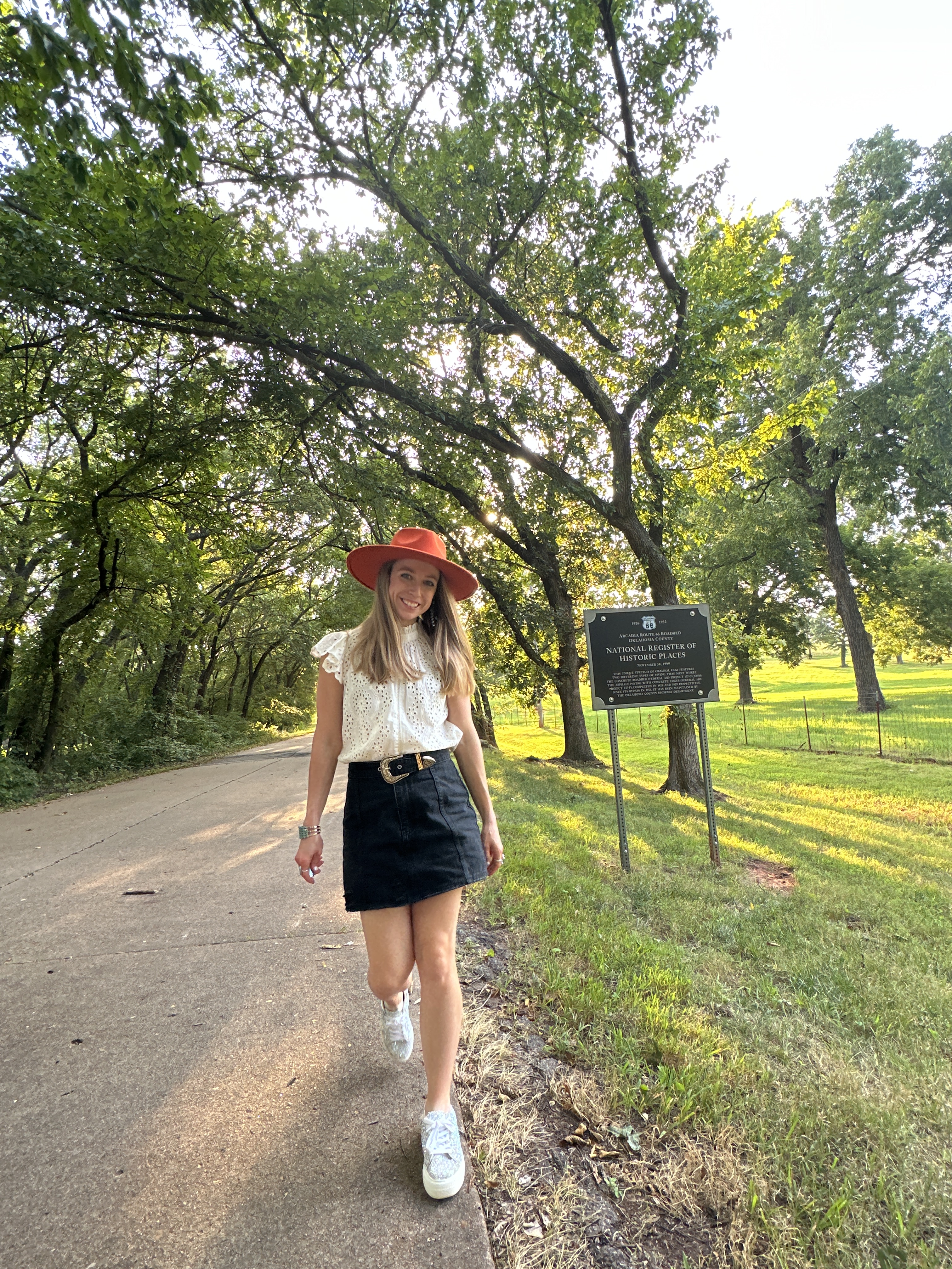 Explore the Historic Route 66 in Arcadia, Oklahoma